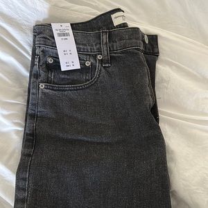 Black Abercrombie High Rise Mom Jeans Size 27 (4) Long